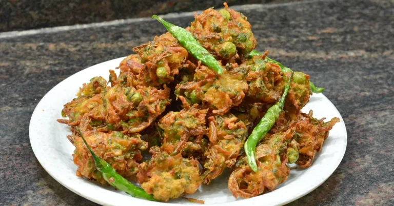 Crispy Vatana Pakoda Recipe