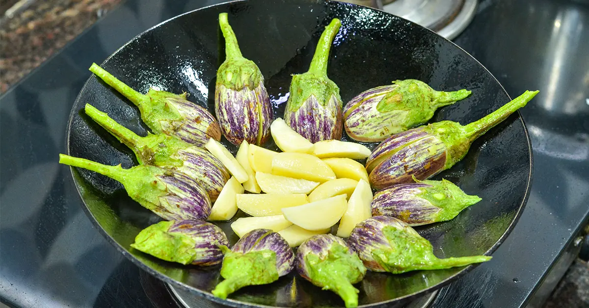 Maharashtrian Vangi Batata Bhaji