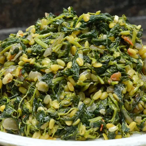 Moong Dal Tandalichi Bhaaji Recipe