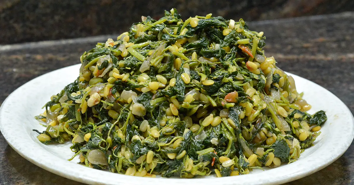 Moong Dal Tandalichi Bhaaji Recipe