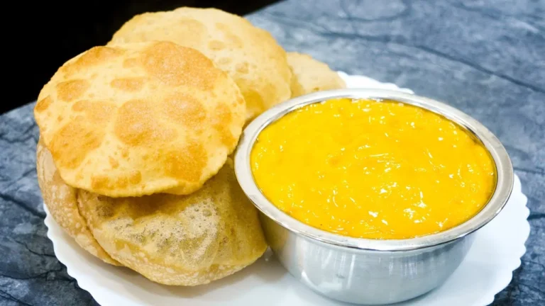 Perfect Aamras Puri Recipe