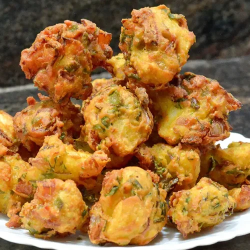 Crispy Boiled Aloo Pakoda Recipe