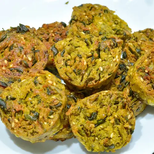 Crispy Jowar Methi Vadi Recipe