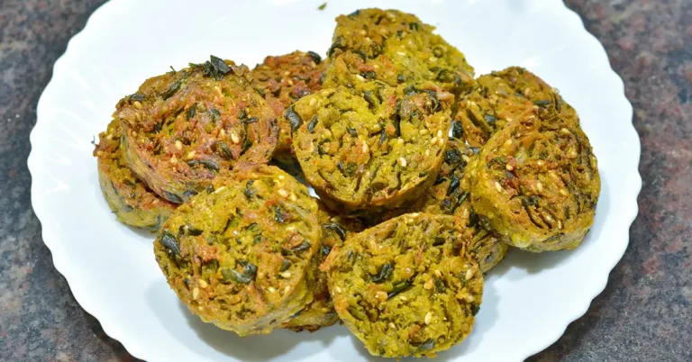 Crispy Jowar Methi Vadi Recipe