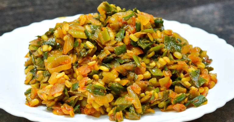 Moong Dal Kanda Paatichi Bhaji