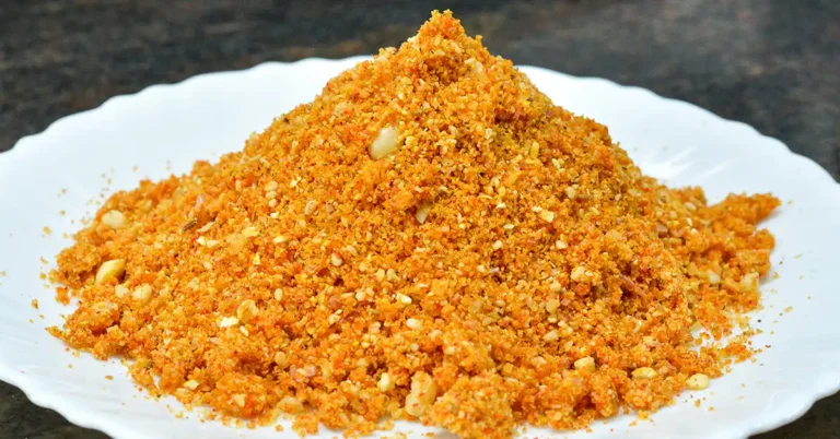 Quick Dry Garlic Coconut Chutney Recipe